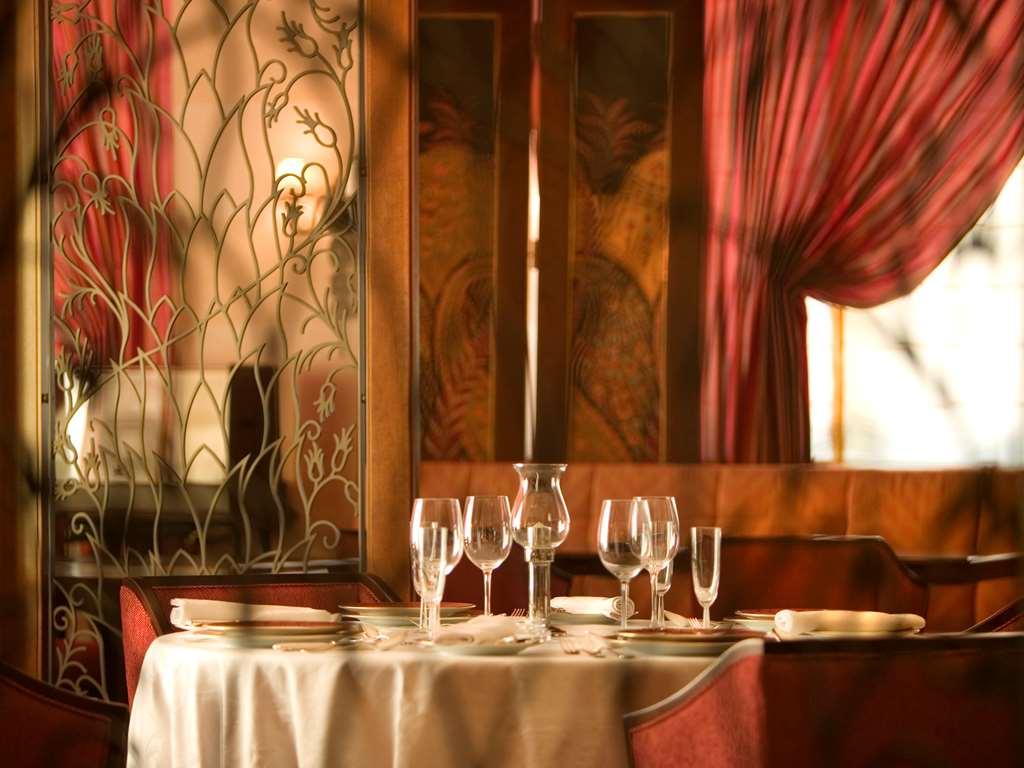 Royal Hotel Oran - Mgallery By Sofitel ร้านอาหาร รูปภาพ